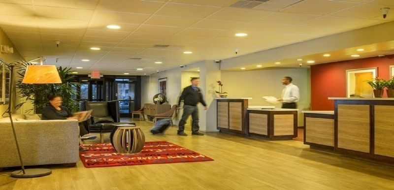 Ramada By Wyndham Salt Lake City North Temple Экстерьер фото