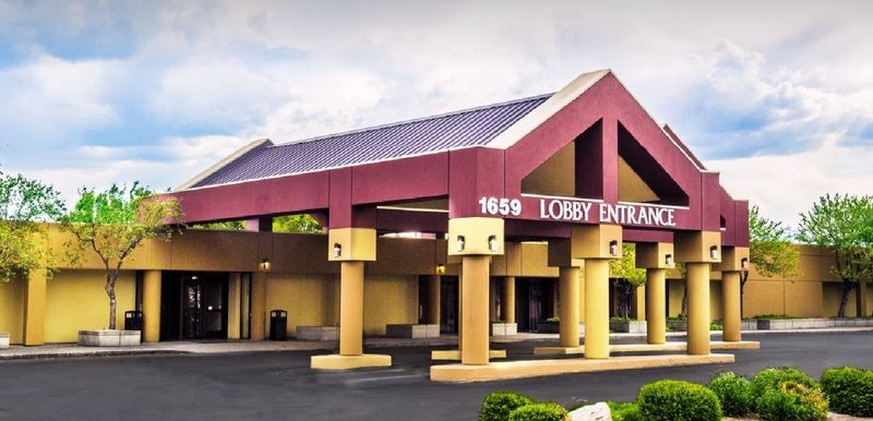 Ramada By Wyndham Salt Lake City North Temple Экстерьер фото